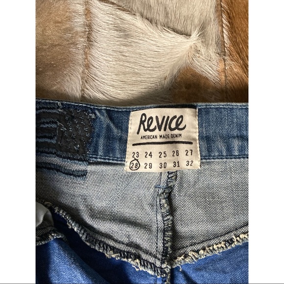 ICONIC Revice galaxy wash Lolita cutoffs - Picture 6 of 8